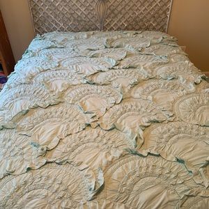 Anthropologie Comforter